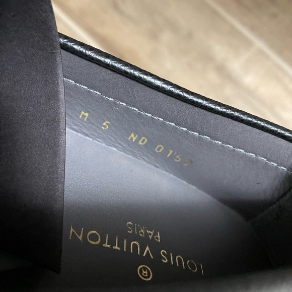 BRAND NEW Louis Vuitton Loafers - Picture 5 of 7